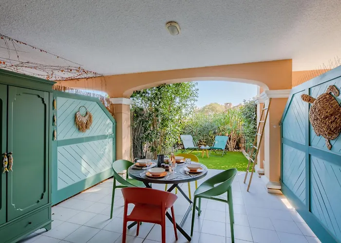 Les Calanques De Boulouris By Interhome Apartamento Saint-Raphaël